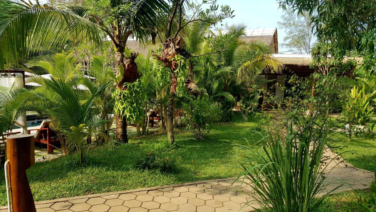 סיהאנוקוויל Sahaa Beach Resort מראה חיצוני תמונה